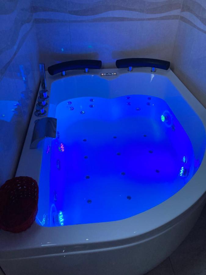 B&B La Reggia Di Rihanna Spa 카세르타 외부 사진