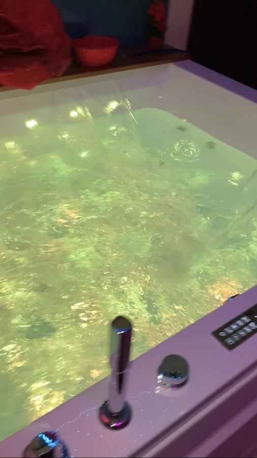 B&B La Reggia Di Rihanna Spa 카세르타 외부 사진