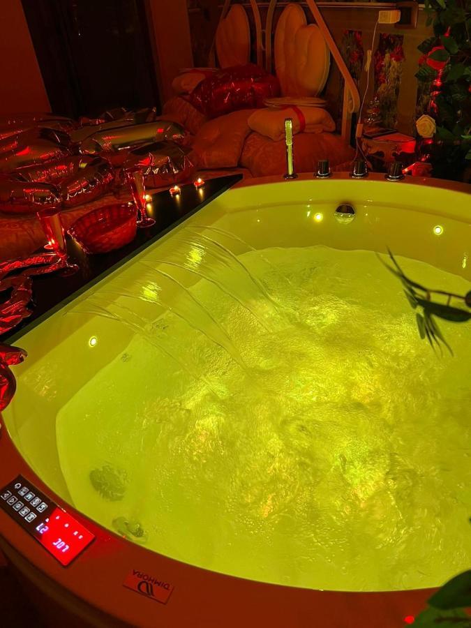 B&B La Reggia Di Rihanna Spa 카세르타 외부 사진